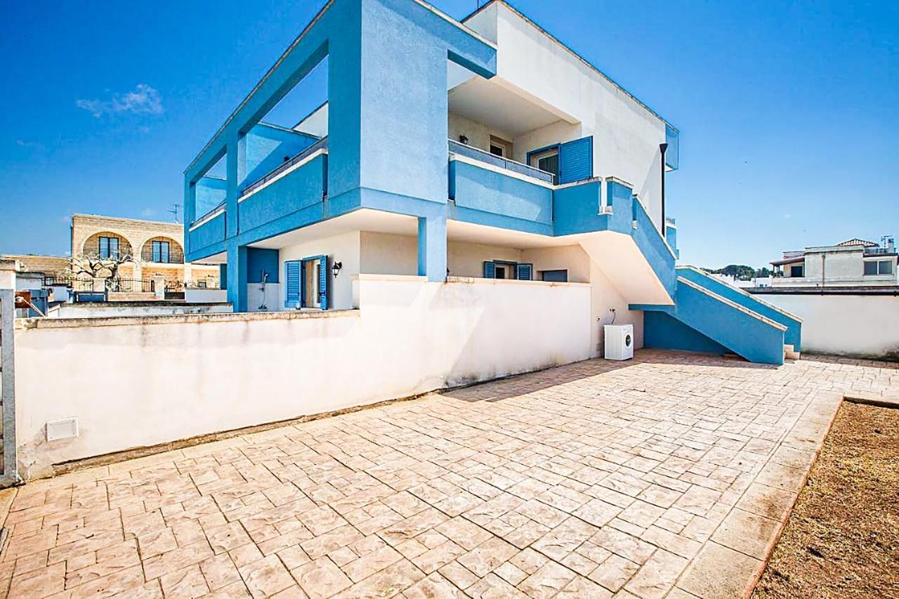 Dormiglione Apartment Torre Lapillo Exterior foto